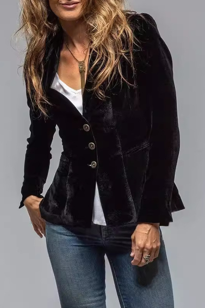 Claudette | Retro Velvet Blazer with Pockets Women