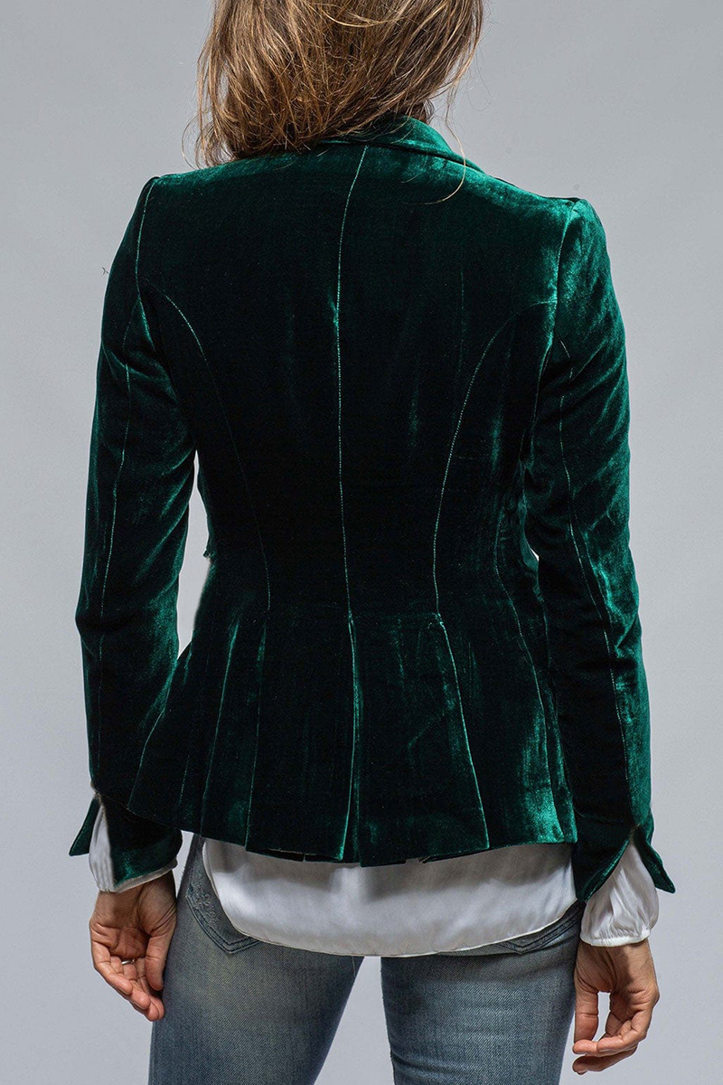 Claudette | Retro Velvet Blazer with Pockets Women
