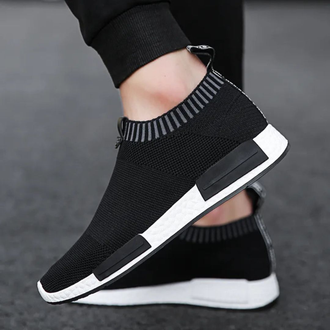 Leo | Slip-On Knit Sneakers | Cushioned Lightweight Sole | Men