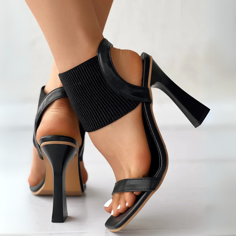 Velare Heels 1